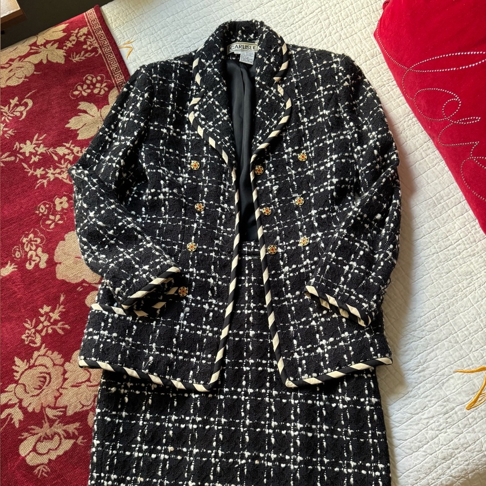 Elegant Black and White Women's Jacket & Skirt Set